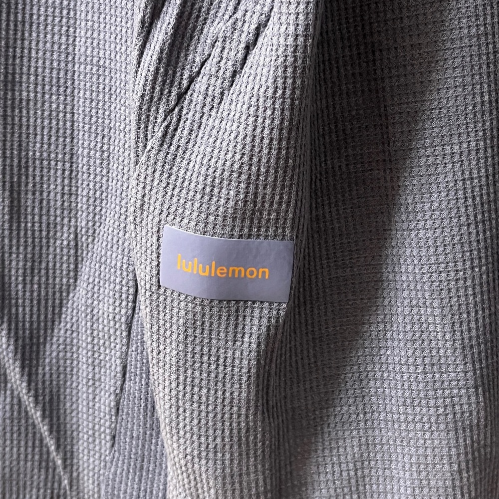 🍋LIKE NEW Lululemon Light Weight Tee